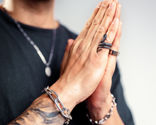 Load image into Gallery viewer, AB Snake Ring - ABvintage