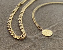 Lade das Bild in den Galerie-Viewer, AB Golden Eye - Halskette mit Anhänger - ABvintage