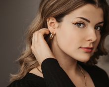 Lade das Bild in den Galerie-Viewer, AB Jupiter Ohrringe Gold - ABvintage