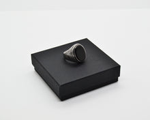 Lade das Bild in den Galerie-Viewer, AB Onyx Black Ring - ABvintage