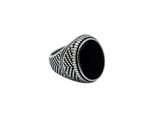 Lade das Bild in den Galerie-Viewer, AB Onyx Black Ring - ABvintage
