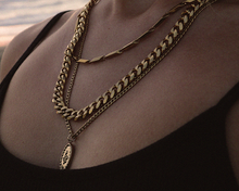 Lade das Bild in den Galerie-Viewer, AB Vintage Snake Gold - Halskette mit Anhänger - ABvintage
