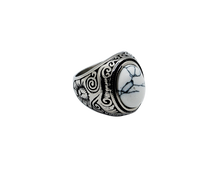 Lade das Bild in den Galerie-Viewer, AB Onyx White Ring - ABvintage
