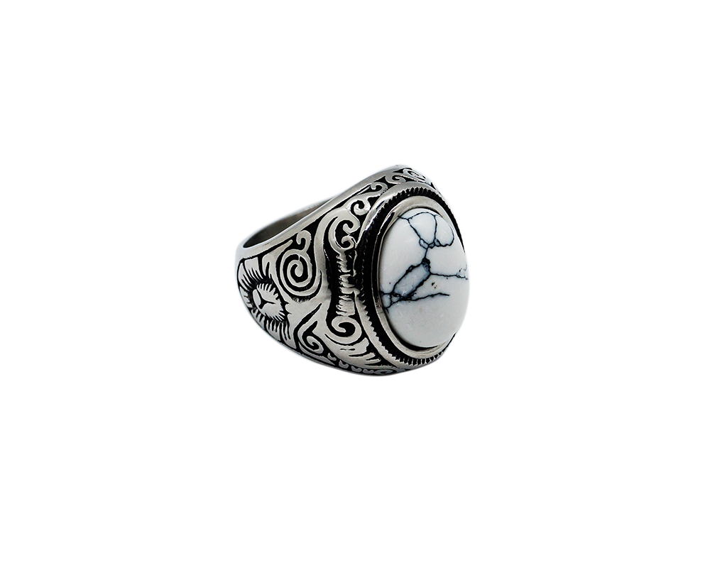 AB Onyx White Ring - ABvintage